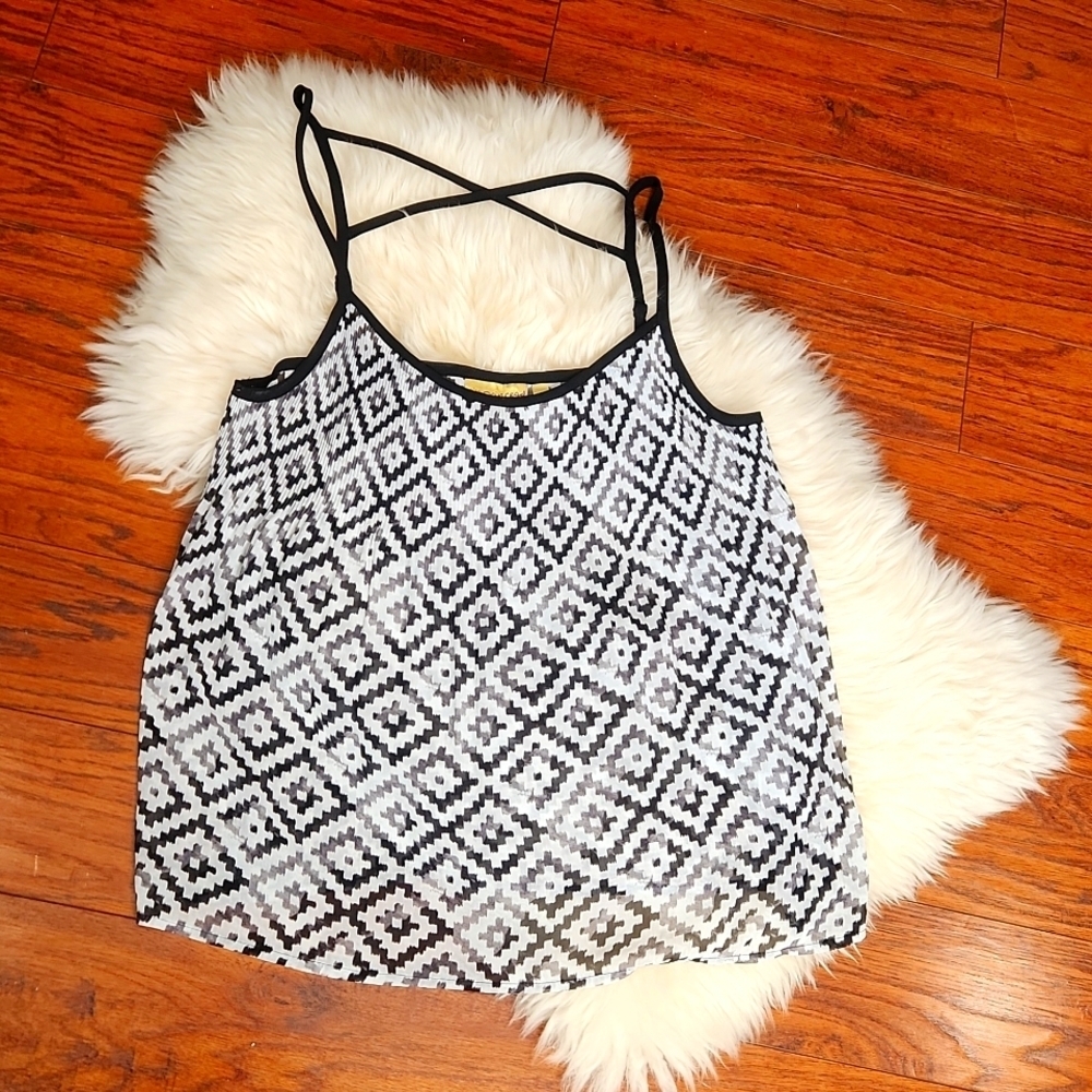 Vera Wang Geometric Crossback Tank Top